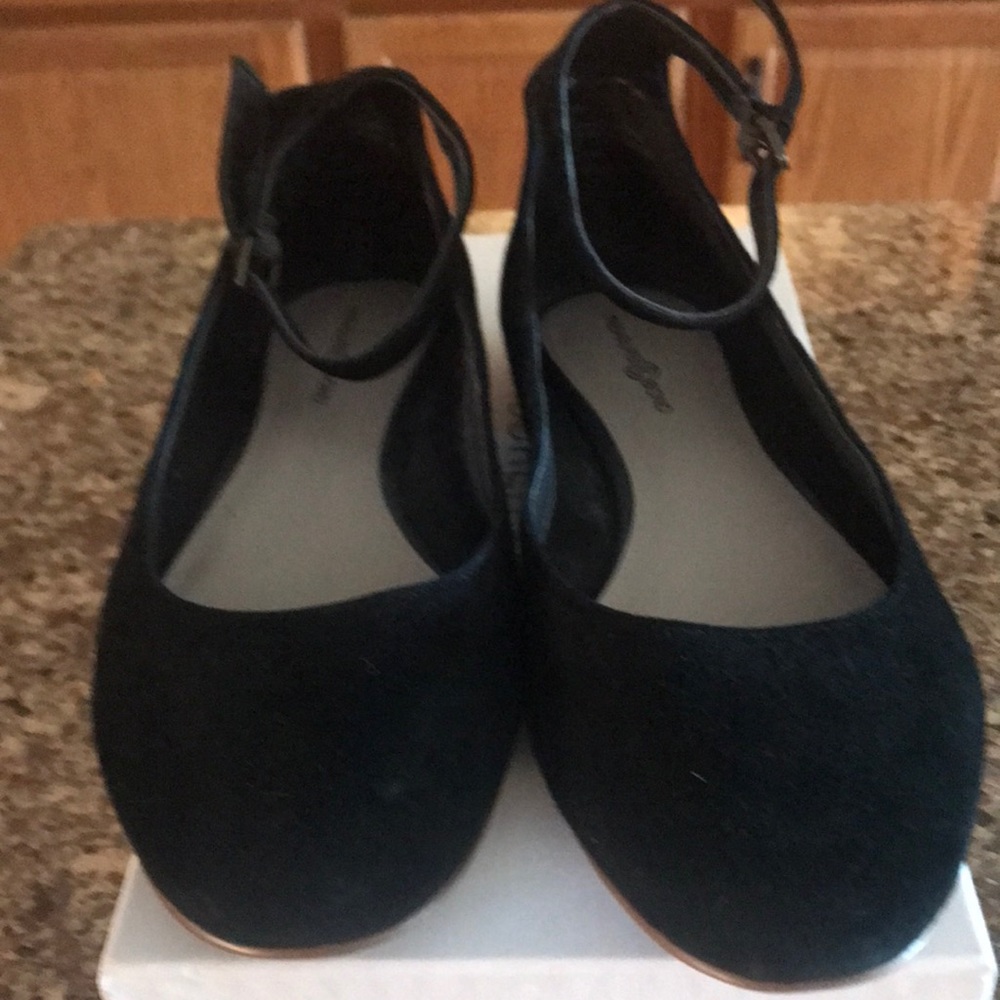 Treasure & Bond black suede flats. Size 6.5
